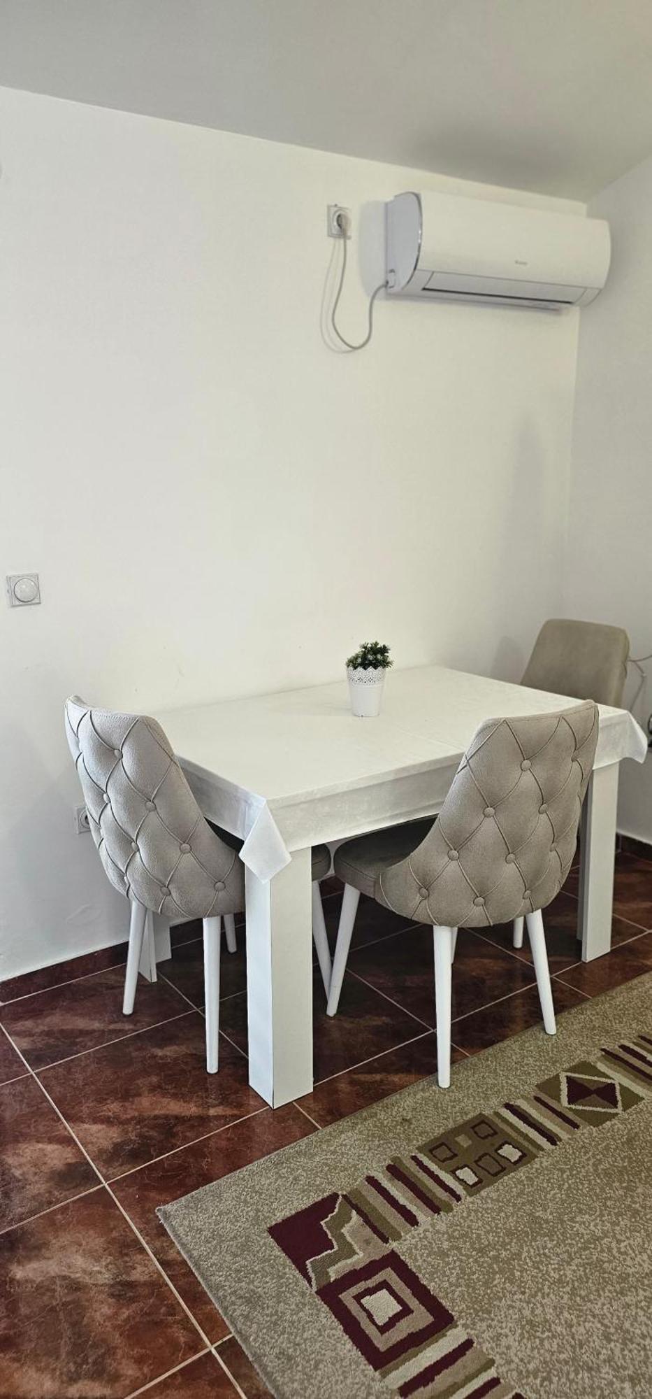 Apartments Popovic Котор Стая снимка