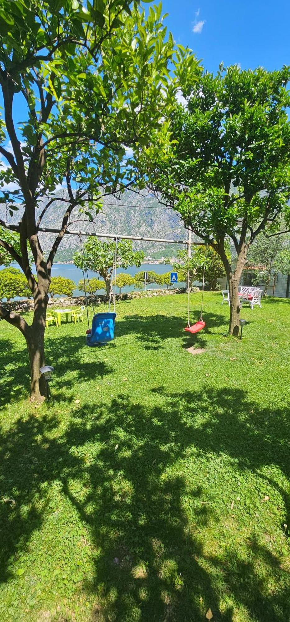 Apartments Popovic Котор Екстериор снимка