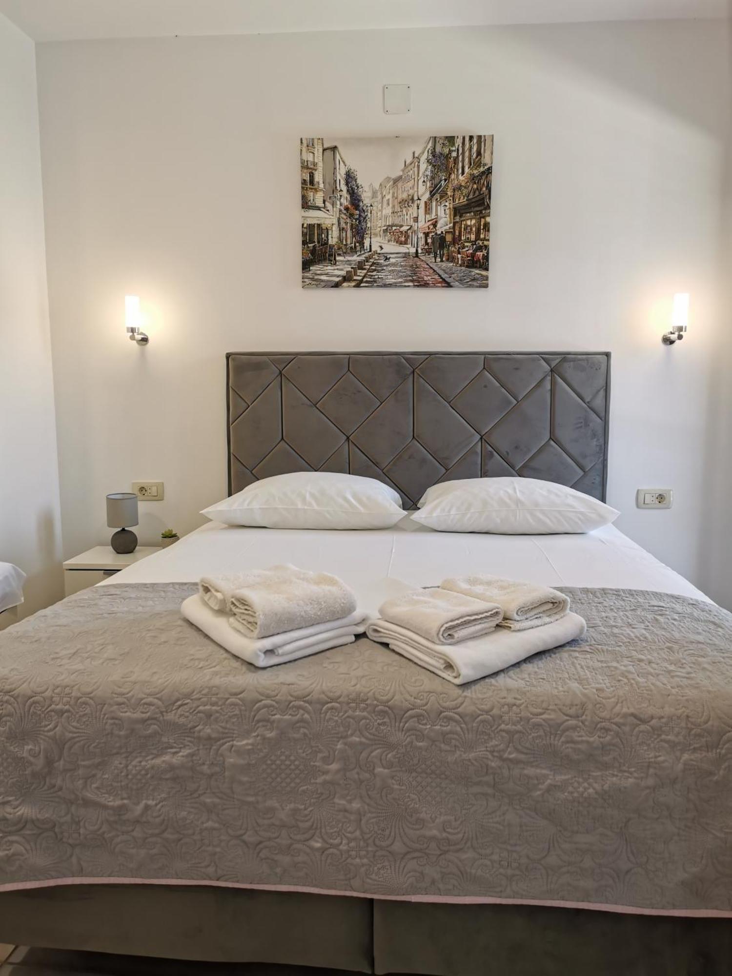 Apartments Popovic Котор Стая снимка