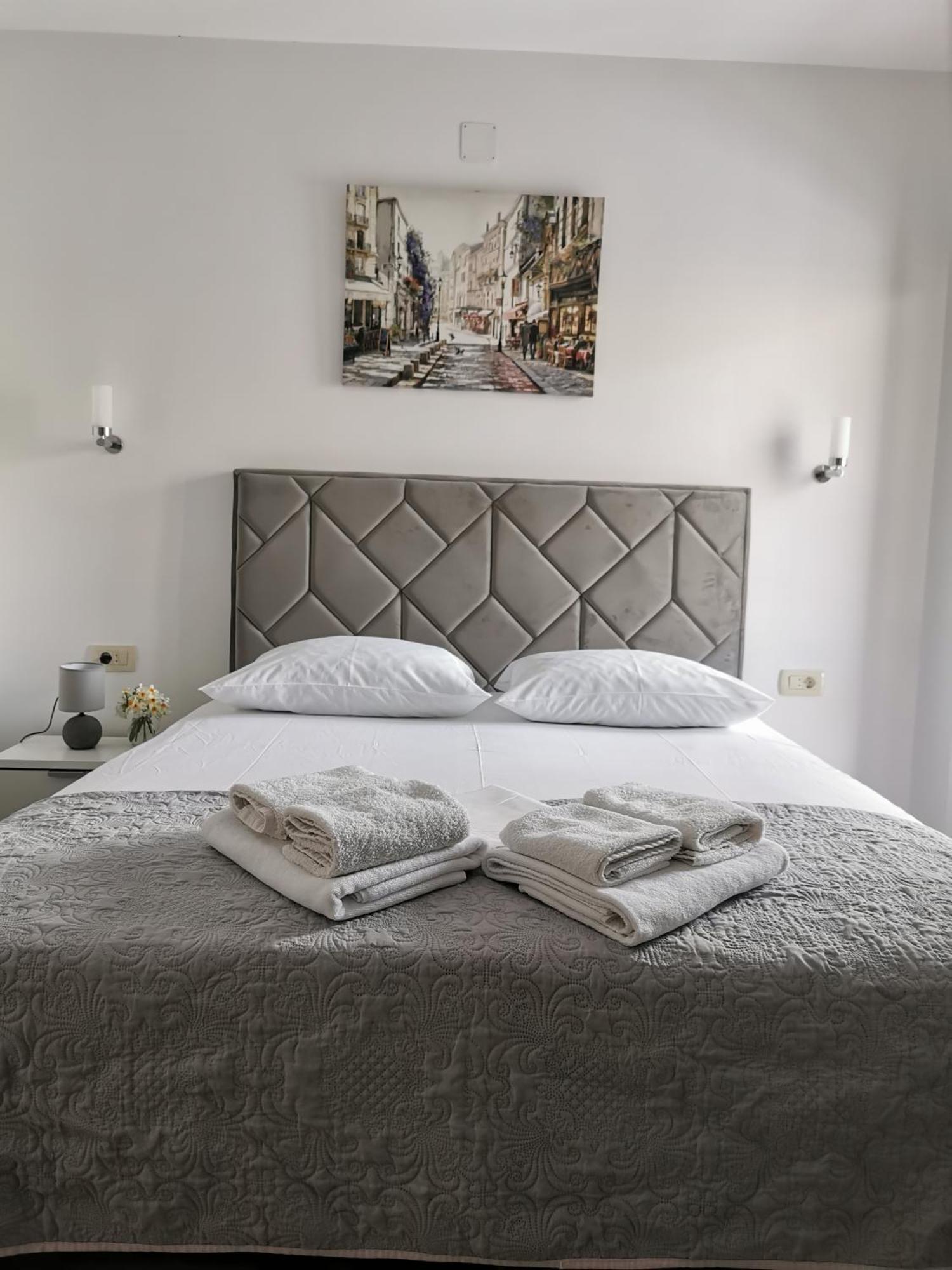 Apartments Popovic Котор Стая снимка
