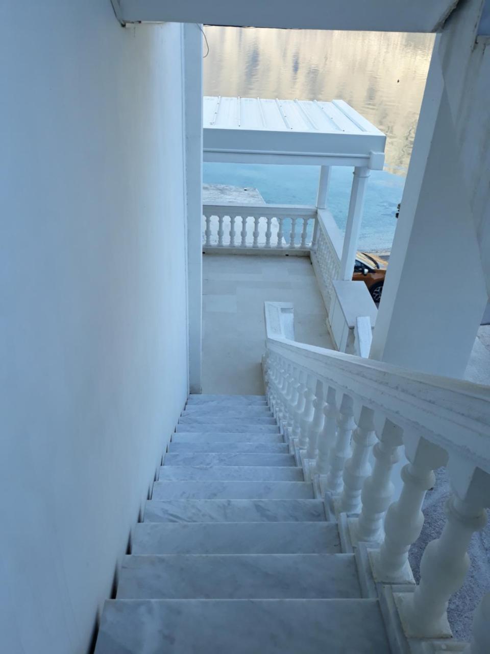 Apartments Popovic Котор Екстериор снимка